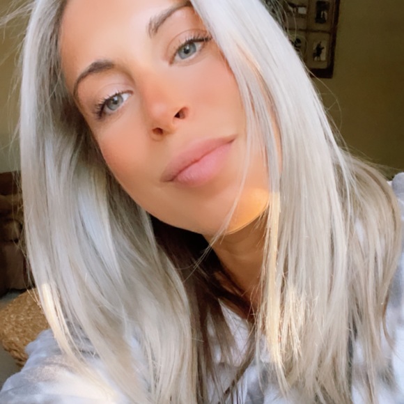 Meet your Posher, Bianca - Picture 1 of 1